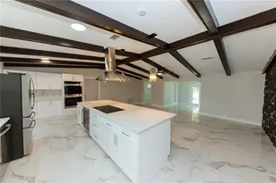1574 Souvenir Dr, Clearwater, FL 33755 - Photo 8