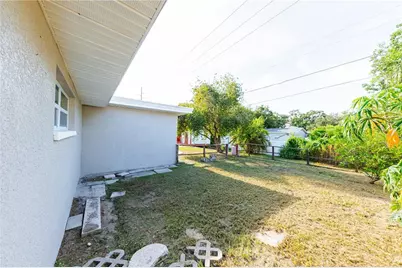 1574 Souvenir Drive, Clearwater, FL 33755 - Photo 64