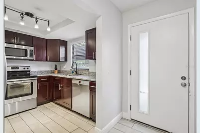 2417 W Stroud Avenue, Tampa, FL 33629 - Photo 4