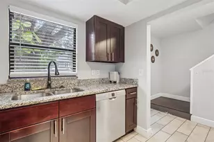 2417 W Stroud Ave, Tampa, FL 33629 - Photo 14