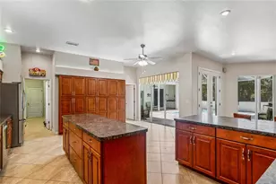 12408 Kanawha Dr, Weeki Wachee, FL 34614 - Photo 32