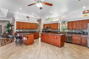 12408 Kanawha Dr, Weeki Wachee, FL 34614 - Photo 30