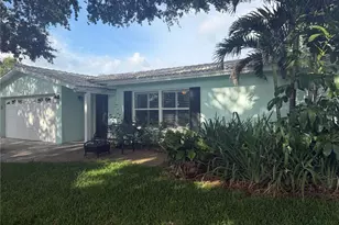 704 23rd St SW, Largo, FL 33770 - Photo 2