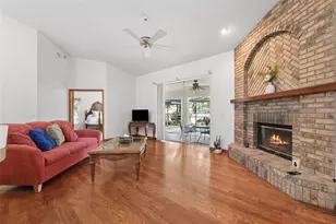 2770 Buckhorn Oaks Dr, Valrico, FL 33594 - Photo 18