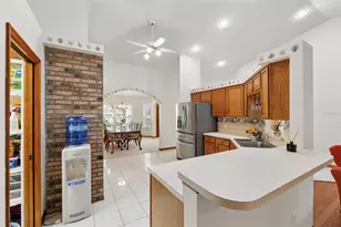 2770 Buckhorn Oaks Dr, Valrico, FL 33594 - Photo 12