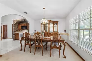 2770 Buckhorn Oaks Dr, Valrico, FL 33594 - Photo 16