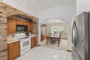 2770 Buckhorn Oaks Dr, Valrico, FL 33594 - Photo 14