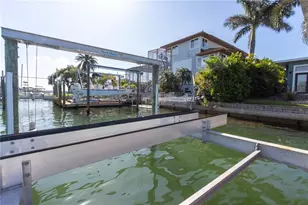 440 Palm Island SE, Clearwater Beach, FL 33767 - Photo 48