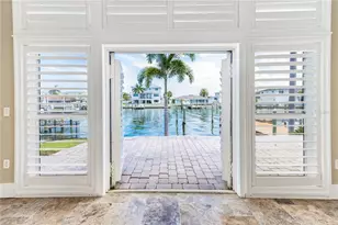 440 Palm Island SE, Clearwater Beach, FL 33767 - Photo 32