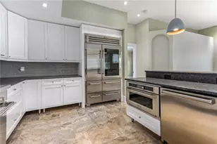 440 Palm Island SE, Clearwater Beach, FL 33767 - Photo 20