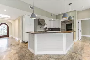 440 Palm Island SE, Clearwater Beach, FL 33767 - Photo 18