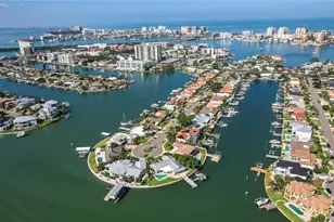 440 Palm Island SE, Clearwater Beach, FL 33767 - Photo 10