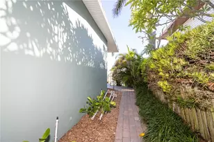 440 Palm Island SE, Clearwater Beach, FL 33767 - Photo 44