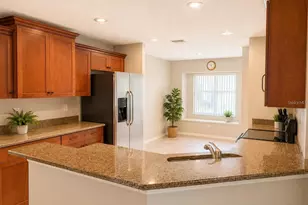 822 McCallister Ave, Sun City Center, FL 33573 - Photo 4