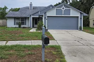 2041 Shadow Pine Dr, Brandon, FL 33511 - Photo 1