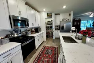 32040 Griffin Sands Ln, San Antonio, FL 33576 - Photo 14