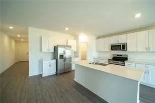 4757 SW 83rd Loop, Ocala, FL 34476 - Photo 2