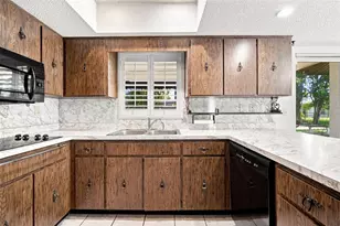 2705 Silver Lake Ave, Tampa, FL 33614 - Photo 10