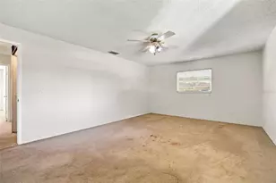 2705 Silver Lake Ave, Tampa, FL 33614 - Photo 26