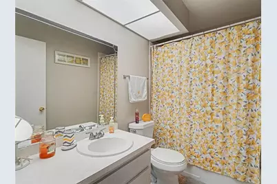 908 Byron Lane #6, Sarasota, FL 34243 - Photo 24