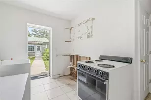 8500 N Blvd, Tampa, FL 33604 - Photo 30