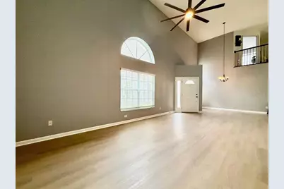 6600 Gentle Ben Circle, Wesley Chapel, FL 33544 - Photo 6