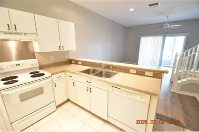 13121 Kings Crossing Drive, Gibsonton, FL 33534 - Photo 14