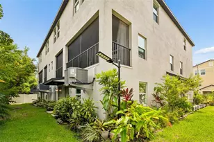 852 Tennyson Mill Cir, Tampa, FL 33619 - Photo 32