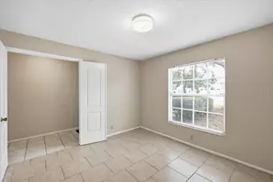 1901 Castle Bay Ct, Oldsmar, FL 34677 - Photo 6