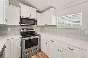 800 E Genesee St, Tampa, FL 33603 - Photo 8