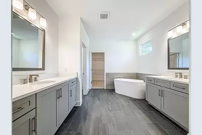 4732 W Wallcraft Avenue, Tampa, FL 33611 - Photo 58
