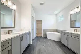 4732 W Wallcraft Ave, Tampa, FL 33611 - Photo 58