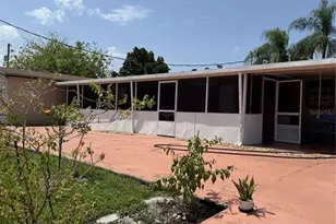 8240 NW 181st St, Hialeah, FL 33015 - Photo 12
