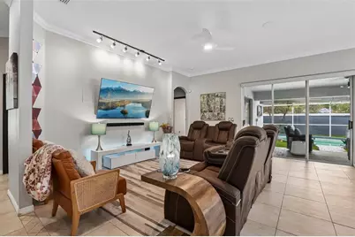 19009 Falcons Place, Tampa, FL 33647 - Photo 8