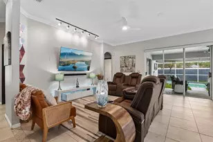 19009 Falcons Pl, Tampa, FL 33647 - Photo 8