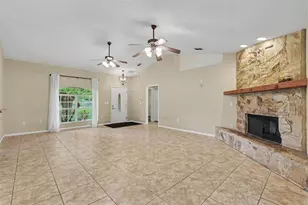 4618 Reola Rd, Dover, FL 33527 - Photo 4
