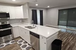 2055 Dodge St, Clearwater, FL 33760 - Photo 4