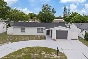 9240 Sterling Ln, Port Richey, FL 34668 - Photo 2