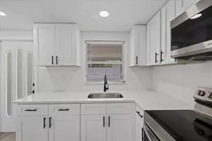 9240 Sterling Ln, Port Richey, FL 34668 - Photo 22