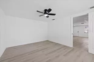 9240 Sterling Ln, Port Richey, FL 34668 - Photo 28