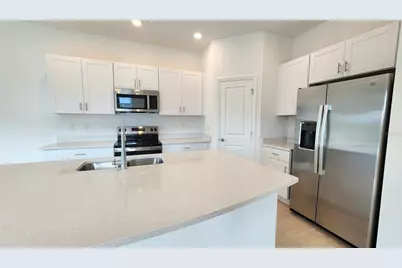 16656 Bergamo Place, Lakewood Ranch, FL 34211 - Photo 10