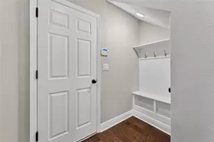 9597 Cavendish Dr, Tampa, FL 33626 - Photo 26