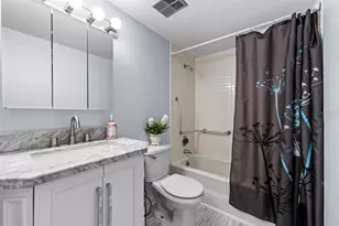875 S Village Dr N, Saint Petersburg, FL 33716 - Photo 16