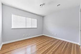 875 S Village Dr N, Saint Petersburg, FL 33716 - Photo 20