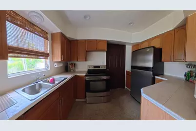 [Address not provided], Saint Petersburg, FL 33710 - Photo 4