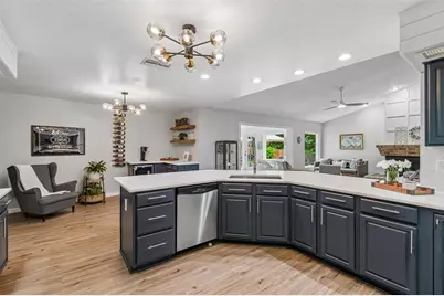 3607 Lithia Ridge Boulevard, Valrico, FL 33596 - Photo 14