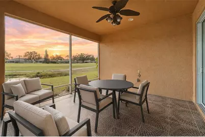 970 Pembroke Point Way, Sun City Center, FL 33573 - Photo 32