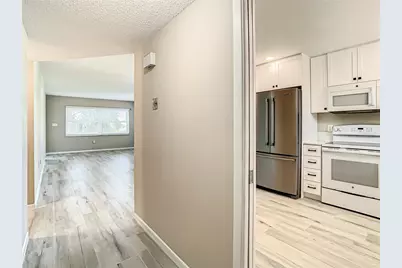 4575 Cove Circle #309, Saint Petersburg, FL 33708 - Photo 32
