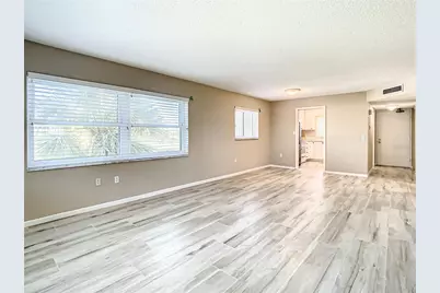 4575 Cove Circle #309, Saint Petersburg, FL 33708 - Photo 6