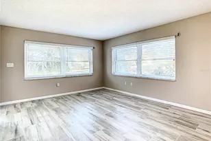 4575 Cove Cir, Saint Petersburg, FL 33708 - Photo 36